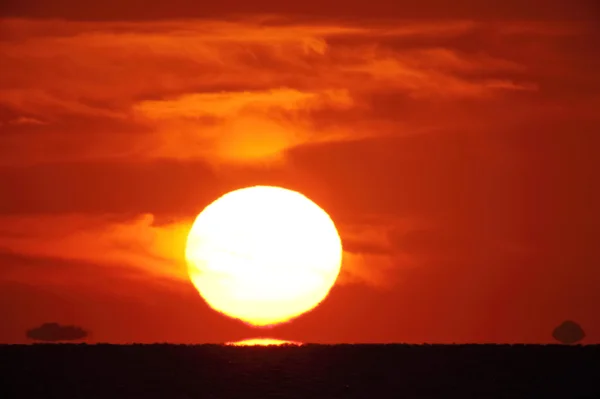 大きな明るい太陽光の設定 — ストック写真