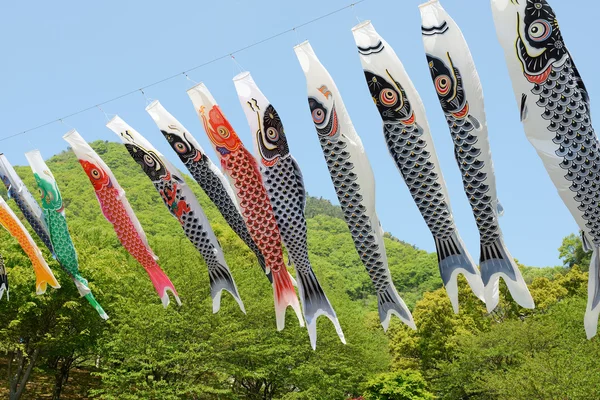 Japansk karpe-formede streamers - Stock-foto