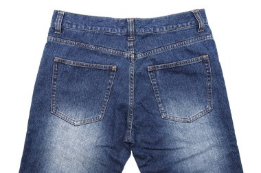 Pantolonun cebi açık, beyaz arka planda izole edilmiş.  