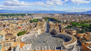 Saint peter's square Roma Vatikan ve havadan görünümü