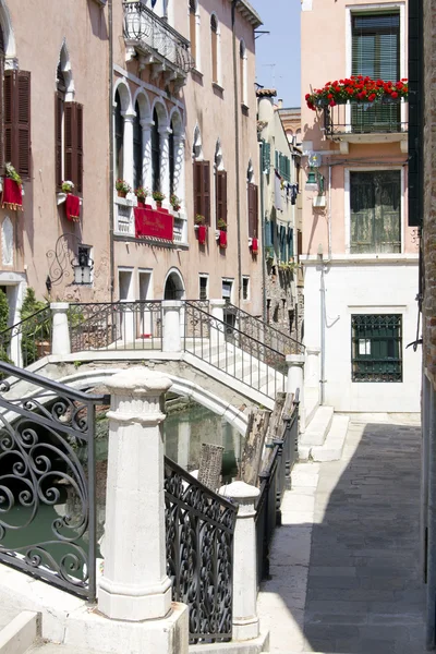 Calle en Venecia —  Fotos de Stock