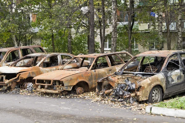 燃やされた車 — ストック写真