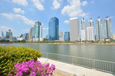 Tayland 'da park, mimari ve şehir manzarası 