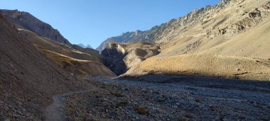 Yaz boyunca Şili 'de dağ manzarası