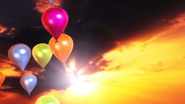 Kleurrijke ballonnen en zonsondergang tijd vervallen wolken — Stockvideo