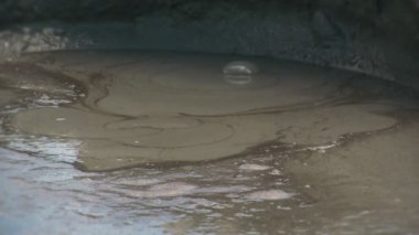 çamur volkan yakın çekim