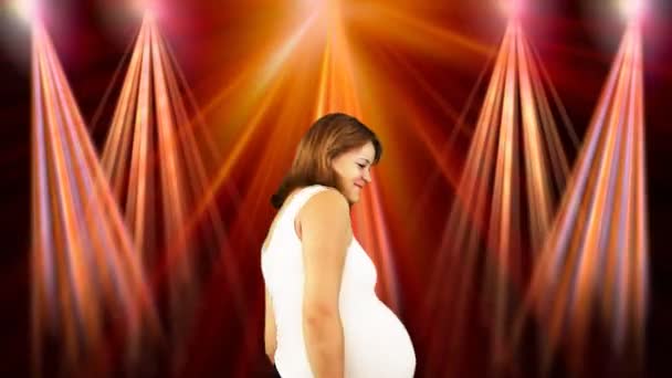 임신한 여자 춤, 다채로운 깜박이 반사판 — 비디오