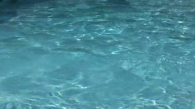 Sualtı Yüzme Havuzu