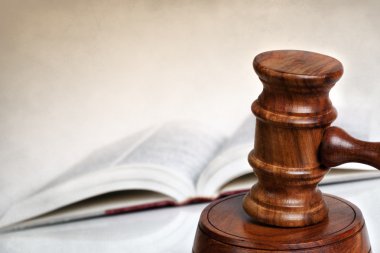 kitap ve kopya alanı ile tokmak