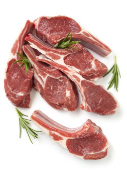 izole rosemary ile ham Kuzu pirzola