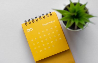 Aralık 2021 takvimde var. Masaüstü ters çevirme takvimi. Merhaba Aralık