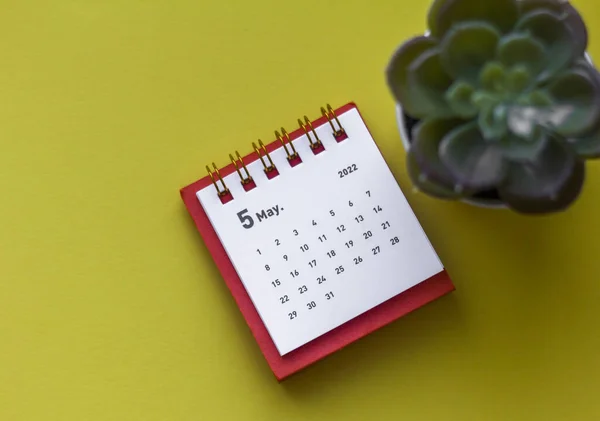 Mei 2022 Kalender Meja tahun ini. Kalender untuk perencanaan dan pengelolaan setiap tanggal. Stok Foto