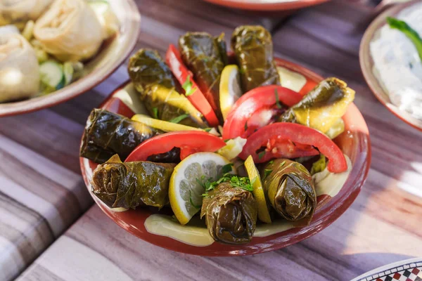 Plat Traditionnel Cuisine Moyen Orient Apéritif Viande Riz Enveloppé Dans — Photo