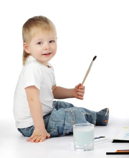 Niños felices dibujan cuadro —  Fotos de Stock