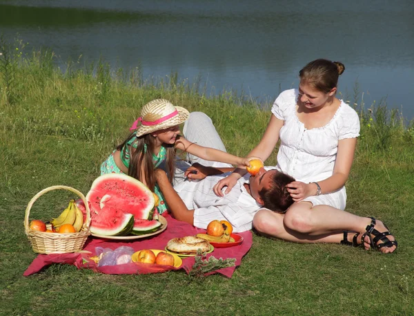 Piknik na świeżym powietrzu — Zdjęcie stockowe