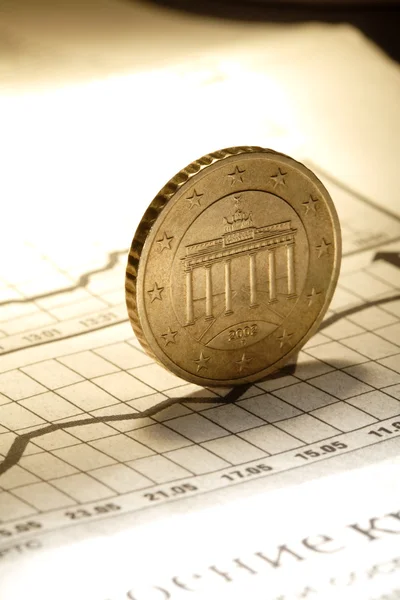 Coin on chart — Stock Photo, Image