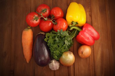 tablo üzerinde sebze