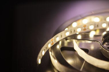 LED ışık şerit