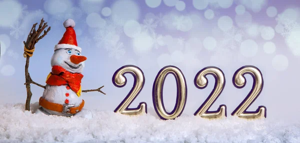 Різдвяний Сніговик Снігу Новий Рік 2022 Року Тлі Сніжинок Освітлення Стокова Картинка