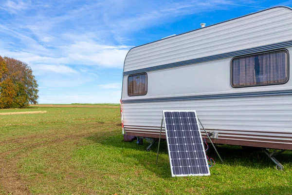 Caravan Solar Cells Nature — Stockfoto