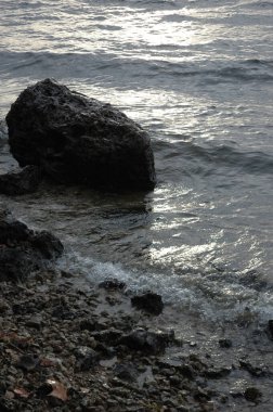 Moloz tabakaları, fosilleşmiş deniz alüvyonu..