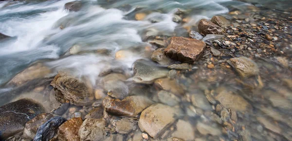 Rzeki alpejskie — Zdjęcie stockowe