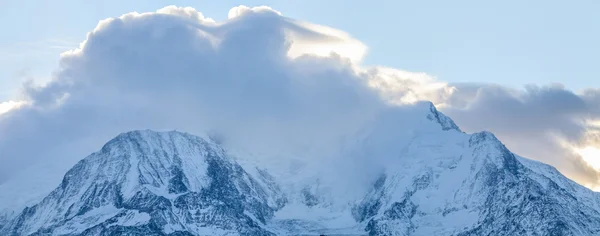 Mont Blanc e Lake Passy, França — Fotografia de Stock
