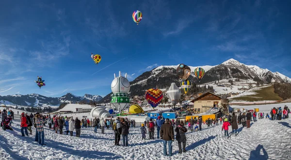 2013 35 gorącym powietrzem balon festiwalu, Szwajcaria — Zdjęcie stockowe