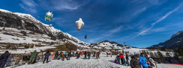 2013 35th Hot Air Balloon Festival, Svizzera — Foto Stock