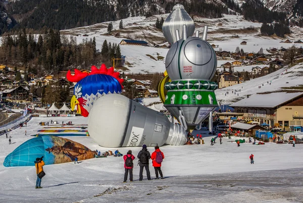 2013 35. Heißluftballonfestival, Schweiz — Stockfoto