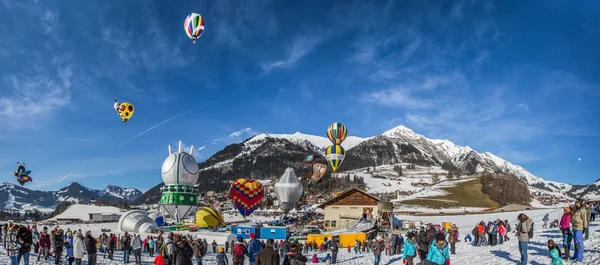 2013 35th Hot Air Balloon Festival, Suíça — Fotografia de Stock