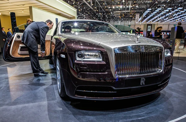 83º Salón del Automóvil de Ginebra 2013 - Rolls Royce Wraith —  Fotos de Stock