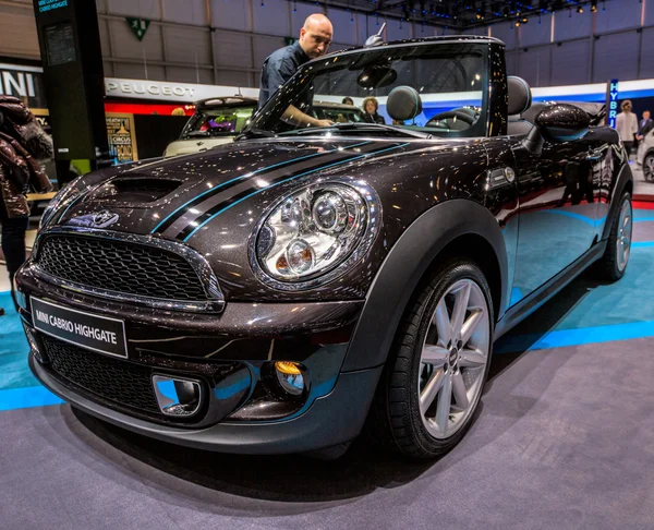 83rd Geneva Motorshow 2013 - Mini Cabrio Highgate — Stock Photo, Image