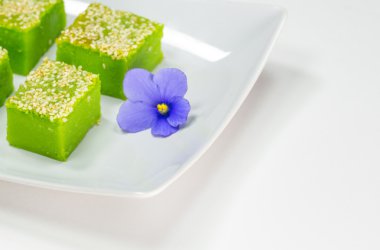 kuih bakar, Malezya tatlı tatlı