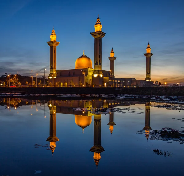 Mesquita e Reflexão — Fotografia de Stock