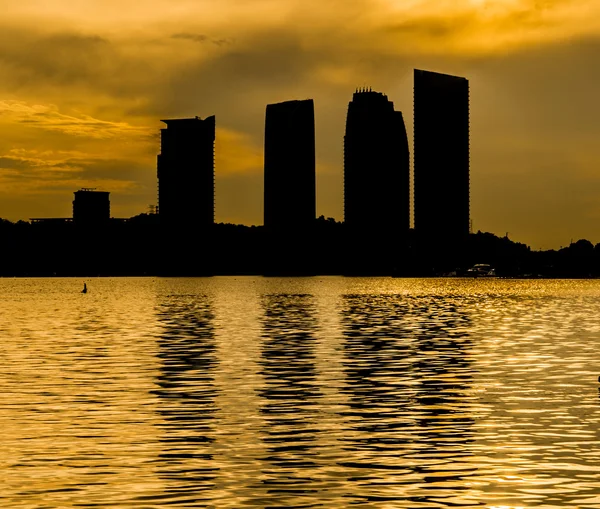 Edifícios de escritórios modernos — Fotografia de Stock