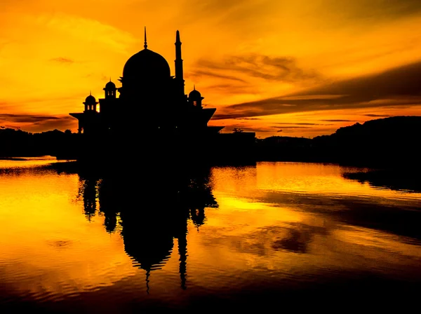 Mesquita Silhouete, Malásia — Fotografia de Stock