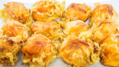 Kızarmış chempedak meyve