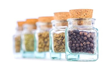 bitki ve baharat karışımı