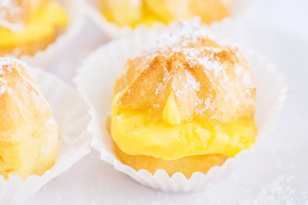 Cream Puff — Stock Photo, Image