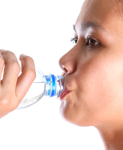 Acqua minerale potabile femminile — Foto Stock