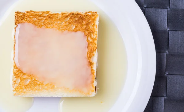 Pasta krema ile — Stok fotoğraf