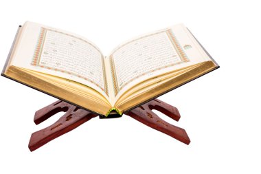 ahşap bir kitap Kuran-ı Kerim