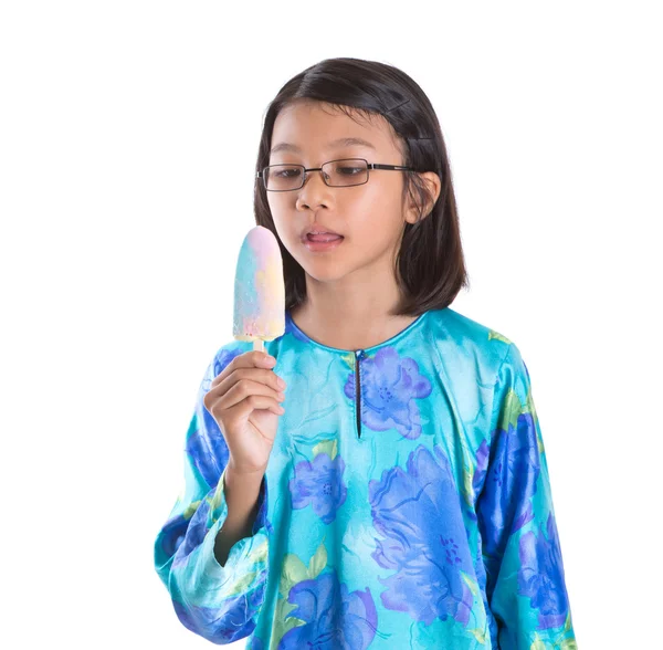 Young Girl With Ice Cream — Stock Photo, Image