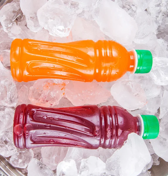 Bottled Grape And Mango Juice — Stock Photo, Image