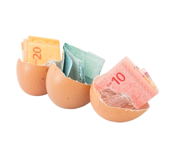 Bankbiljetten binnen eieren — Stockfoto