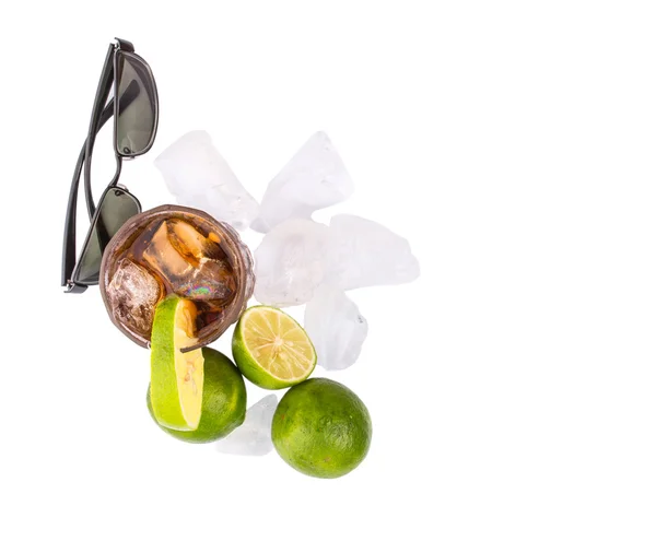 Té helado con cubo de hielo — Foto de Stock