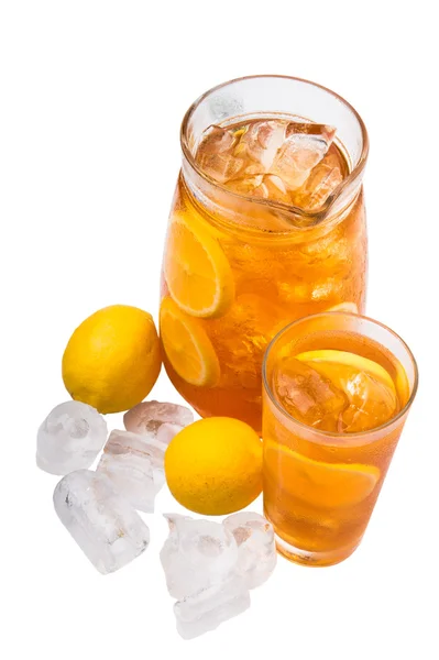 Kalte Limonade und Zitronen lizenzfreie Stockfotos