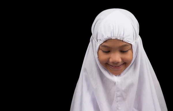 Menina em branco Hijab — Fotografia de Stock