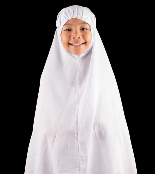 Ung flicka i vit hijab — Stockfoto